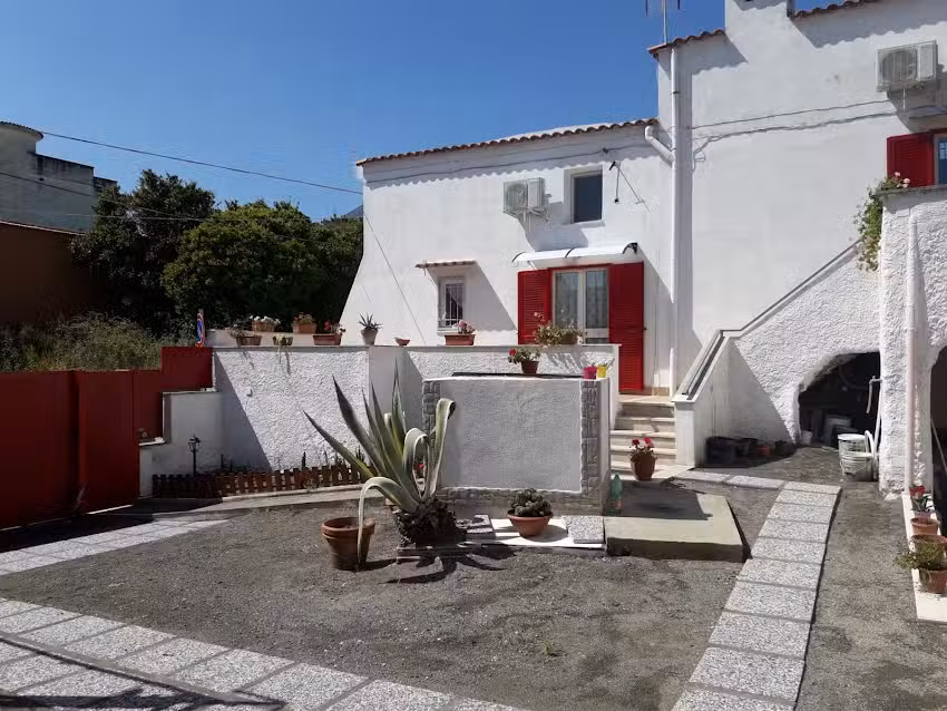 b e b villa teresa- Boscotrecase-NA. CIN-IT063009C1VKJH23XC