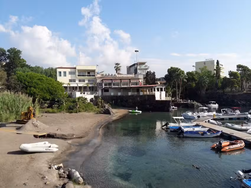 Baia Di Ognina Resort & Breakfast