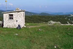 Baita di Bivio Italia