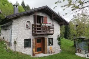 Baita Monte Croce Arsié – CASAVACANZE