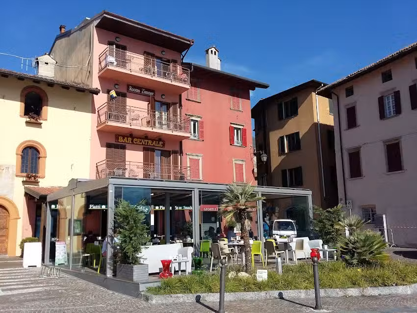 Bar Centrale, affitta camere