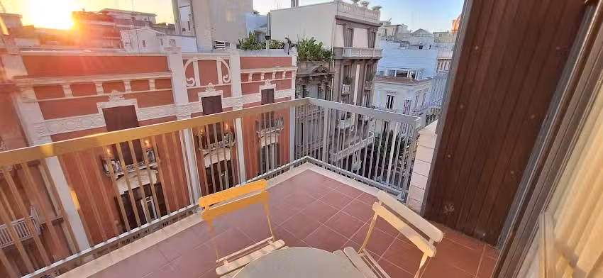 Barirooms – Sparano Suites – Breakfast included