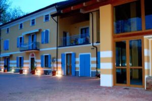 bed and breakfast AGRICOLA GODINO, maneggio, passeggiate a cavallo, pensione cavalli, Monferrato B&B