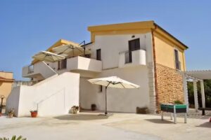 Bed and Breakfast I Giardini di Elencosta