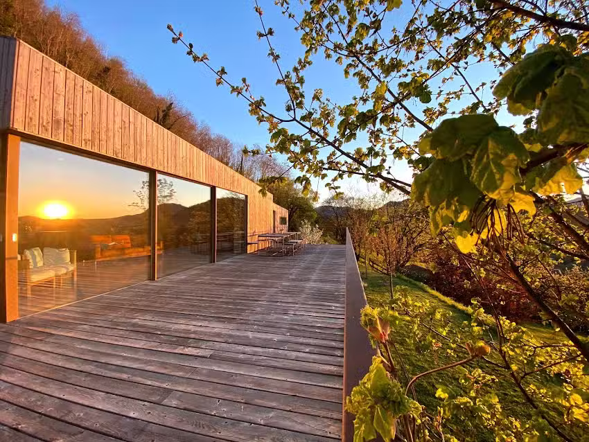 Bed and Breakfast – La Mugletta – Contemporary B&B