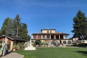 Bed and Breakfast Simonelli RoomS Castelli Romani Pernotto Camere Matrimoniali e Familiari Colazione Parcheggio Piscina