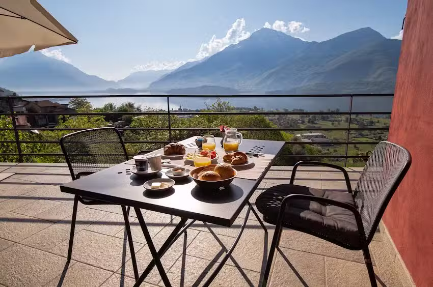 Bed and Breakfast / Studios Alto lago di Como