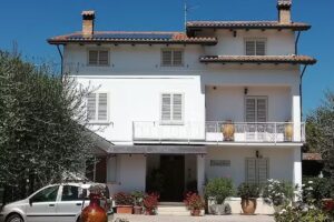 Bed & Breakfast Elda