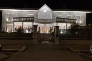 Bed & Breakfast White House