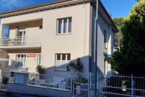 BeeLiving Room & Breakfast – CIN IT099013B4MB7IXHJV