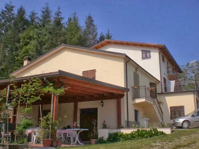 Bio Agriturismo CASALINA