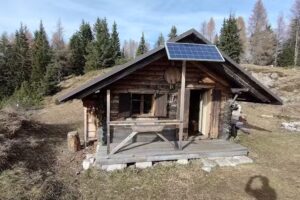 Bivacco Al Cadon del Monte Col