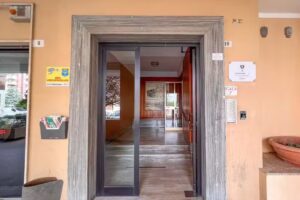 Bleisure Inn – IUN F1803