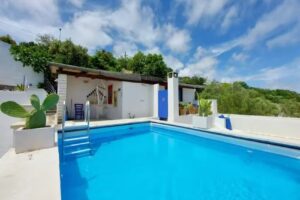 BLU SUITE COTTAGE sul mare e Swimming pool