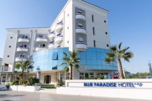 Blue Paradise Hotel