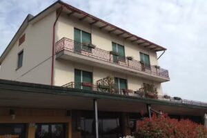 Boni Room & Breakfast