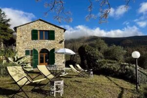 Borgata Castello Rustico Vinsa con Giardino Panoramico