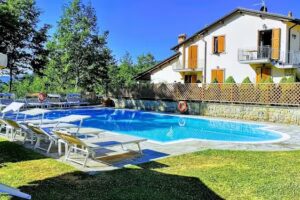 Borgo Caiano Agriturismo Country Inn