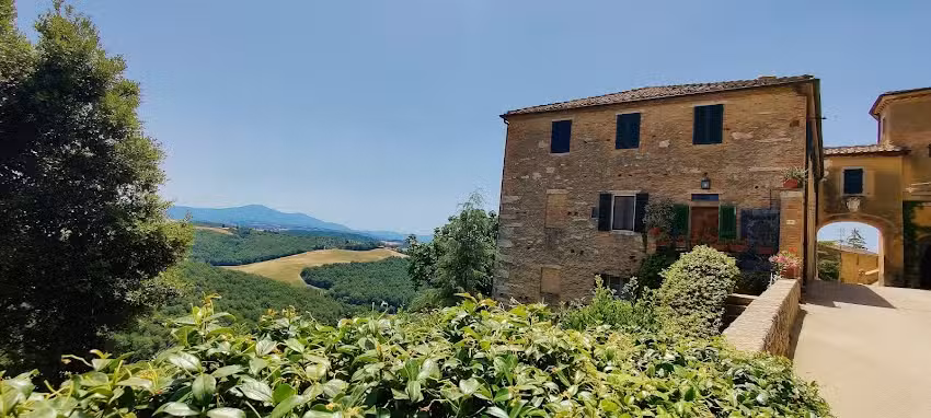 Borgo Lucignanello Bandini