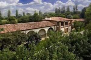 Ca’ Murà, Natura e Resort