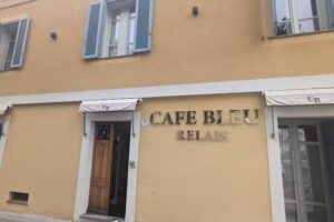 Cafe Bleu Relais