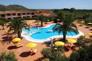 Cala Ginepro Hotels