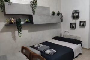 Camera vicina Metro C e centro