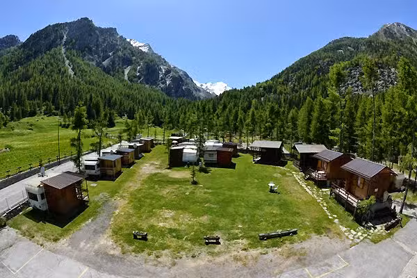 Campeggio e Pizzeria al Sole