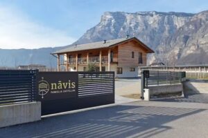 CamperStop e Bed&Breakfast Navis