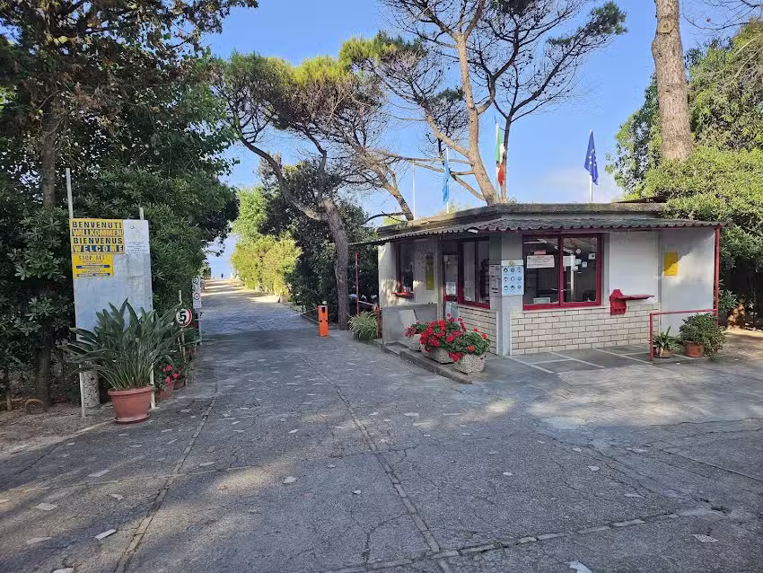 Camping Golden Garden