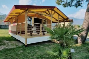 Camping Italia 90 Domaso & Glamping Experience
