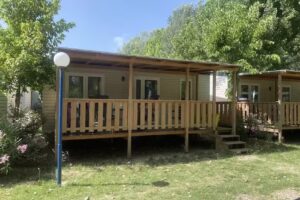 Camping Listro