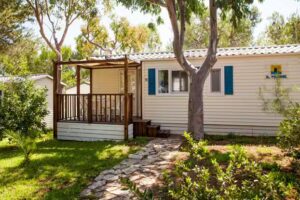 Camping Villaggio con piscina Il Pilone a Ostuni – Il Pilone CASE MOBILI e BUNGALOW con piscine sul MARE Ostuni