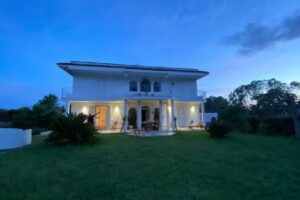 Casa Blanca B&B Latina