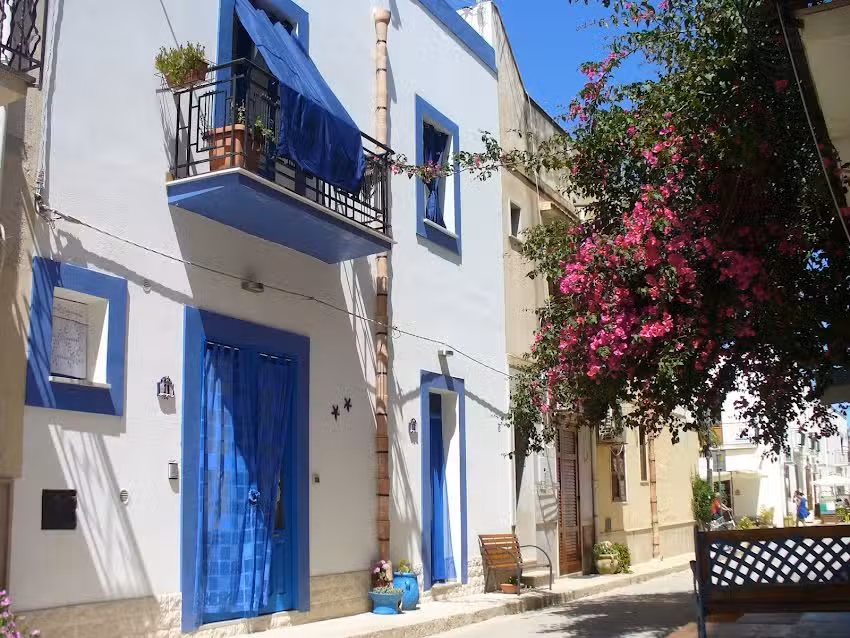 Casa Bouganville, cin IT081020C26NCNQQ5L