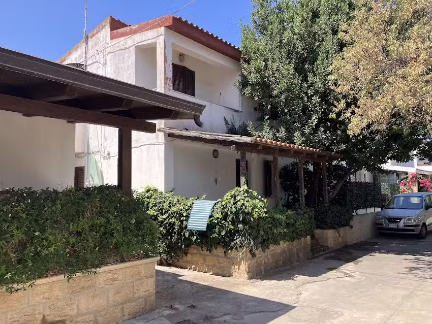 Casa De Santis – Roby e Fra al mare Cavallucci