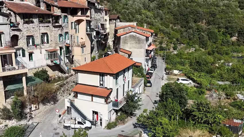 Casa del Sole Rocchetta Nervina