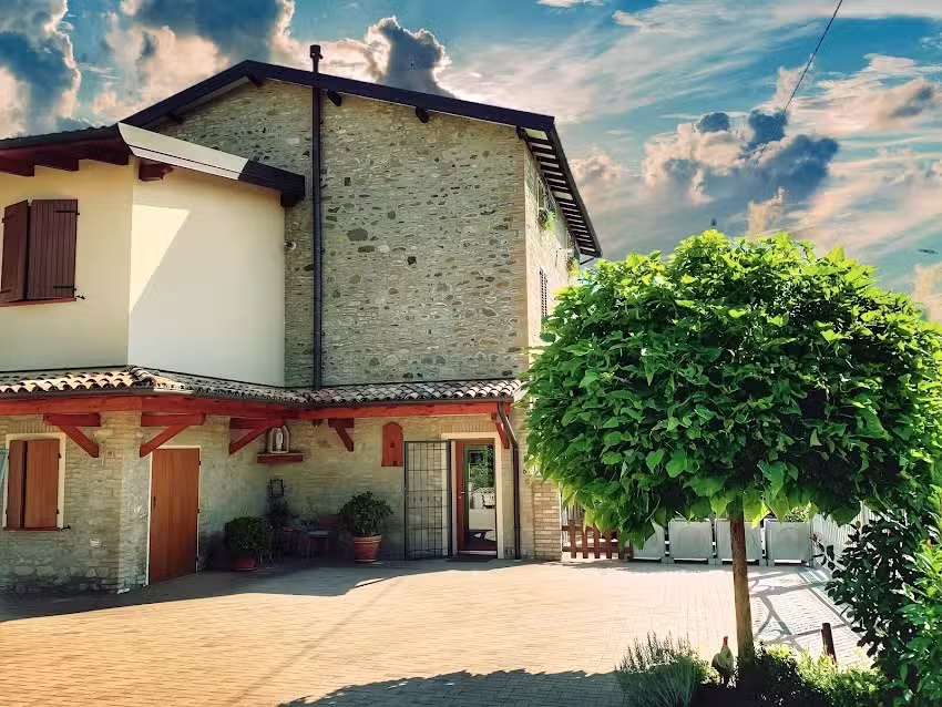 Casa Due Marie – Rifugio di charme a Marano sul Panaro | Boutique Stay near Bologna and Modena