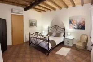 Casa Fiore nella Roccia