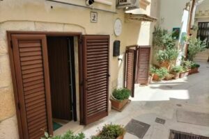 CASA PORSIA Bed & Breakfast