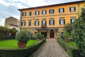 Casa Santo Nome di Gesù