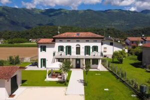 Casa Vacanza Polcenigo- Bed and Breakfast – B&B Casa Titti Polcenigo