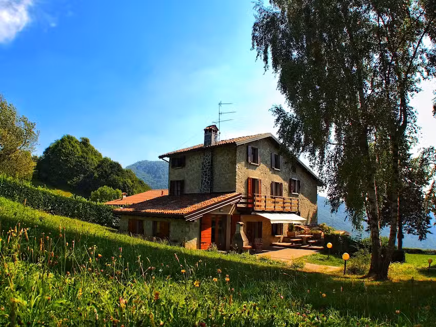 Casa Vacanza “Pratolungo”