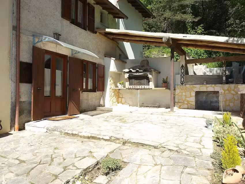 CASA VACANZE “LA CASINA DI LALLA”