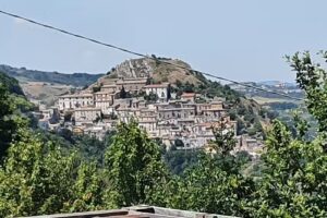 Casale Acquë a Mònëchë