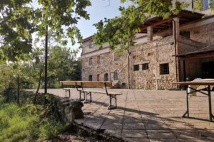 Casale di Massa Martana