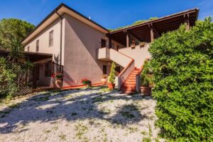 Casaltoscano – Agriturismo – Farm House