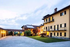 Cascina Belmonte B&B