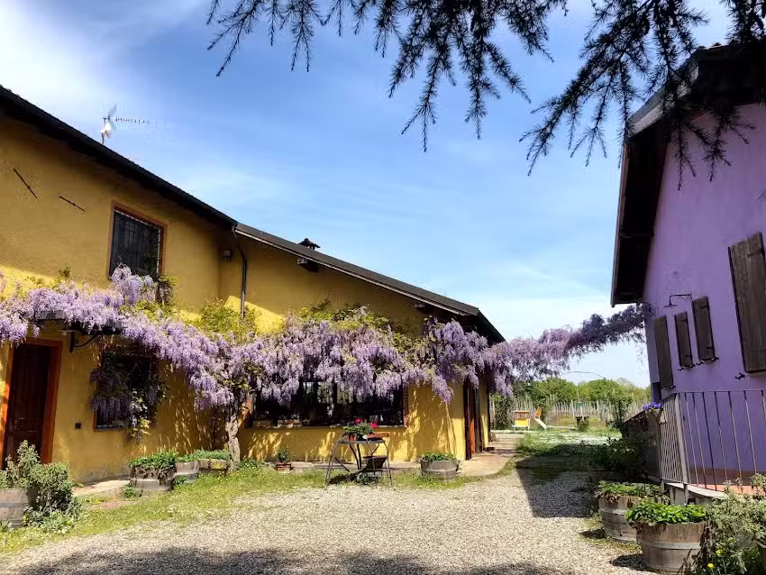 Cascina La Maddalena Bed & Wine