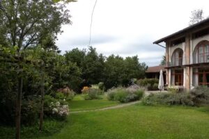 Cascina Le Roasine Bed & Breakfast